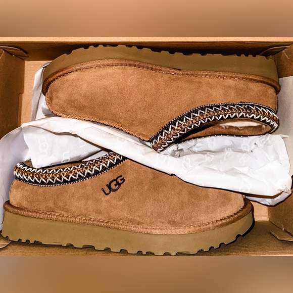 NEW UGG Tasman Chestnut Womens Slipper Size 9 Sheepskin Suede 100% Authentic - Picture 1 of 10